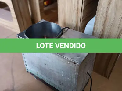LOTE 003 - 01 MASSEIRA (NO ESTADO DE CONSERVAÇÃO QUE SE ENCONTRA, NÃO SABEMOS SE FUNCIONA. LEILÃO NÃO TEM GARANTIA E NEM DEVOLUÇÃO).
