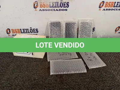 LOTE 067 - 06 TELAS PARA CELULAR REDMI. (NO ESTADO) ATENÇÃO! FAZER A VISITAÇÃO ANTES DE ARREMATAR, NÃO SABEMOS SE FUNCIONA. LEILÃO NÃO TEM GARANTIA E NEM DEVOLUÇÃO, SUJEITO A POSSÍVEIS AVARIAS VISÍVEIS/OCULTAS E/OU AUSÊNCIA DE COMPONENTES.