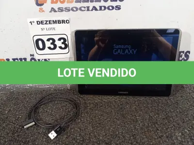 LOTE 033 - 01 TABLET SAMSUNG COM CABO. (NO ESTADO) ATENÇÃO! FAZER A VISITAÇÃO ANTES DE ARREMATAR, NÃO SABEMOS SE FUNCIONA. LEILÃO NÃO TEM GARANTIA E NEM DEVOLUÇÃO, SUJEITO A POSSÍVEIS AVARIAS VISÍVEIS/OCULTAS E/OU AUSÊNCIA DE COMPONENTES.