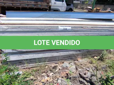 LOTE 114 - 01 LOTE COM PLACAS CHATAS 01 LOTE COM APROXIMADAMENTE 500 BLOQUETES EM CONCRETO (NO ESTADO, NÃO SABEMOS SE FUNCIONA. LEILÃO NÃO TEM GARANTIA E NEM DEVOLUÇÃO).