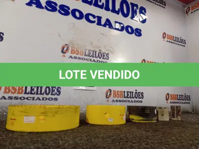 LOTE 015 - 01 JOGO DE SERRA COPO. (NO ESTADO) ATENÇÃO! FAZER A VISITAÇÃO ANTES DE ARREMATAR, NÃO SABEMOS SE FUNCIONA. LEILÃO NÃO TEM GARANTIA E NEM DEVOLUÇÃO, SUJEITO A POSSÍVEIS AVARIAS VISÍVEIS/OCULTAS E/OU AUSÊNCIA DE COMPONENTES.