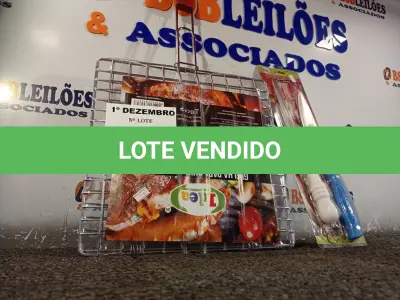 LOTE 041 - 01 KIT CHURRASCO. (NO ESTADO) ATENÇÃO! FAZER A VISITAÇÃO ANTES DE ARREMATAR, NÃO SABEMOS SE FUNCIONA. LEILÃO NÃO TEM GARANTIA E NEM DEVOLUÇÃO, SUJEITO A POSSÍVEIS AVARIAS VISÍVEIS/OCULTAS E/OU AUSÊNCIA DE COMPONENTES.