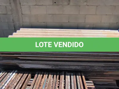 LOTE 002 - 01 LOTE COM DIVERSAS TELHAS ETERNIT (NO ESTADO, NÃO SABEMOS SE FUNCIONA. LEILÃO NÃO TEM GARANTIA E NEM DEVOLUÇÃO).