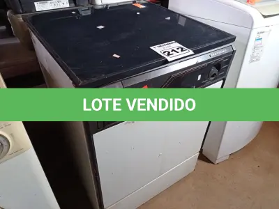 LOTE 212 - 01 LAVA LOUÇAS MARCA BRASTEMP. (NO ESTADO) ATENÇÃO! FAZER A VISITAÇÃO ANTES DE ARREMATAR, NÃO SABEMOS SE FUNCIONA. LEILÃO NÃO TEM GARANTIA E NEM DEVOLUÇÃO, SUJEITO A POSSÍVEIS AVARIAS VISÍVEIS/OCULTAS E/OU AUSÊNCIA DE COMPONENTES.