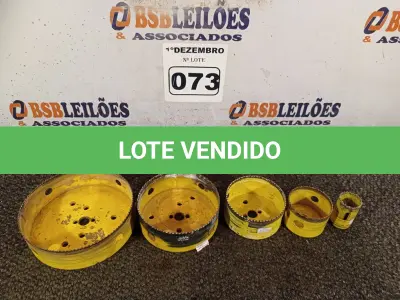 LOTE 073 - 01 JOGO DE SERRA COPO. (NO ESTADO) ATENÇÃO! FAZER A VISITAÇÃO ANTES DE ARREMATAR, NÃO SABEMOS SE FUNCIONA. LEILÃO NÃO TEM GARANTIA E NEM DEVOLUÇÃO, SUJEITO A POSSÍVEIS AVARIAS VISÍVEIS/OCULTAS E/OU AUSÊNCIA DE COMPONENTES.