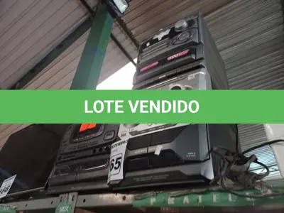 LOTE 165 - 03 APARELHOS DE SOM MARCAS E MODELOS DIVERSOS. (NO ESTADO) ATENÇÃO! FAZER A VISITAÇÃO ANTES DE ARREMATAR, NÃO SABEMOS SE FUNCIONA. LEILÃO NÃO TEM GARANTIA E NEM DEVOLUÇÃO, SUJEITO A POSSÍVEIS AVARIAS VISÍVEIS/OCULTAS E/OU AUSÊNCIA DE COMPONENTES.