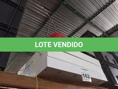 LOTE 162 - 02 ASPIRADORES DE PÓ E 03 LUMINÁRIAS DE SOBREPOR. (NO ESTADO) ATENÇÃO! FAZER A VISITAÇÃO ANTES DE ARREMATAR, NÃO SABEMOS SE FUNCIONA. LEILÃO NÃO TEM GARANTIA E NEM DEVOLUÇÃO, SUJEITO A POSSÍVEIS AVARIAS VISÍVEIS/OCULTAS E/OU AUSÊNCIA DE COMPONENTES.