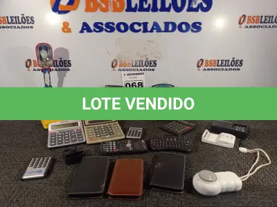 LOTE 068 - 01 LOTE COM VÁRIAS CALCULADORES MARCAS E MODELOS DIVERSOS. (NO ESTADO) ATENÇÃO! FAZER A VISITAÇÃO ANTES DE ARREMATAR, NÃO SABEMOS SE FUNCIONA. LEILÃO NÃO TEM GARANTIA E NEM DEVOLUÇÃO, SUJEITO A POSSÍVEIS AVARIAS VISÍVEIS/OCULTAS E/OU AUSÊNCIA DE COMPONENTES.