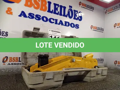 LOTE 141 - 01 MACACO HIDRÁULICO JACARÉ 2T. (NO ESTADO) ATENÇÃO! FAZER A VISITAÇÃO ANTES DE ARREMATAR, NÃO SABEMOS SE FUNCIONA. LEILÃO NÃO TEM GARANTIA E NEM DEVOLUÇÃO, SUJEITO A POSSÍVEIS AVARIAS VISÍVEIS/OCULTAS E/OU AUSÊNCIA DE COMPONENTES.