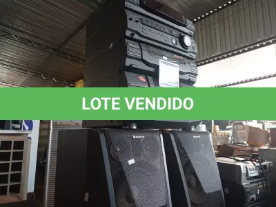 LOTE 085 - 01 APARELHO DE SOM 3X1 MARCA SONY. (NO ESTADO) ATENÇÃO! FAZER A VISITAÇÃO ANTES DE ARREMATAR, NÃO SABEMOS SE FUNCIONA. LEILÃO NÃO TEM GARANTIA E NEM DEVOLUÇÃO, SUJEITO A POSSÍVEIS AVARIAS VISÍVEIS/OCULTAS E/OU AUSÊNCIA DE COMPONENTES.
