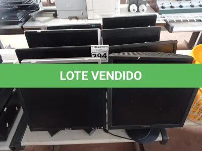 LOTE 394 - 10 MONITORES MARCAS E MODELOS DIVERSOS PARA RETIRADA DE PEÇAS. (NO ESTADO) ATENÇÃO! FAZER A VISITAÇÃO ANTES DE ARREMATAR, NÃO SABEMOS SE FUNCIONA. LEILÃO NÃO TEM GARANTIA E NEM DEVOLUÇÃO, SUJEITO A POSSÍVEIS AVARIAS VISÍVEIS/OCULTAS E/OU AUSÊNCIA DE COMPONENTES.