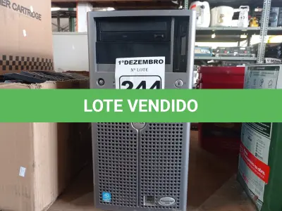 LOTE 244 - 01 SERVIDOR DELL. (NO ESTADO) ATENÇÃO! FAZER A VISITAÇÃO ANTES DE ARREMATAR, NÃO SABEMOS SE FUNCIONA. LEILÃO NÃO TEM GARANTIA E NEM DEVOLUÇÃO, SUJEITO A POSSÍVEIS AVARIAS VISÍVEIS/OCULTAS E/OU AUSÊNCIA DE COMPONENTES.