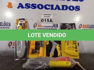 LOTE 015 - 01 KIT PARA JARDINAGEM. (NO ESTADO) ATENÇÃO! FAZER A VISITAÇÃO ANTES DE ARREMATAR, NÃO SABEMOS SE FUNCIONA. LEILÃO NÃO TEM GARANTIA E NEM DEVOLUÇÃO, SUJEITO A POSSÍVEIS AVARIAS VISÍVEIS/OCULTAS E/OU AUSÊNCIA DE COMPONENTES.