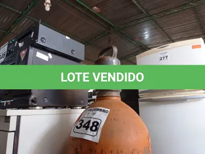 LOTE 348 - 01 CILINDRO. (NO ESTADO) ATENÇÃO! FAZER A VISITAÇÃO ANTES DE ARREMATAR, NÃO SABEMOS SE FUNCIONA. LEILÃO NÃO TEM GARANTIA E NEM DEVOLUÇÃO, SUJEITO A POSSÍVEIS AVARIAS VISÍVEIS/OCULTAS E/OU AUSÊNCIA DE COMPONENTES.