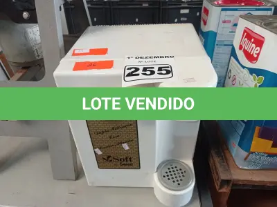 LOTE 255 - 01 PURIFICADOR DE ÁGUA REFRIGERADO MARCA SOFT. (NO ESTADO) ATENÇÃO! FAZER A VISITAÇÃO ANTES DE ARREMATAR, NÃO SABEMOS SE FUNCIONA. LEILÃO NÃO TEM GARANTIA E NEM DEVOLUÇÃO, SUJEITO A POSSÍVEIS AVARIAS VISÍVEIS/OCULTAS E/OU AUSÊNCIA DE COMPONENTES.
