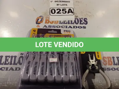 LOTE 025 - 01 KIT DE CHAVE CANHÃO E 01 MINI ALICATE UNIVERSAL 4”. (NO ESTADO) ATENÇÃO! FAZER A VISITAÇÃO ANTES DE ARREMATAR, NÃO SABEMOS SE FUNCIONA. LEILÃO NÃO TEM GARANTIA E NEM DEVOLUÇÃO, SUJEITO A POSSÍVEIS AVARIAS VISÍVEIS/OCULTAS E/OU AUSÊNCIA DE COMPONENTES.