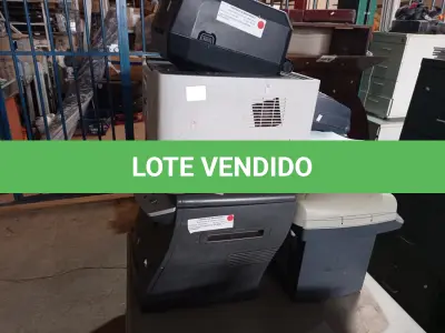 LOTE 446 - 02 PROJETORES MULTIMIDIA E 05 IMPRESSORAS MARCAS E MODELOS DIVERSOS PARA RETIRADA DE PEÇAS. (NO ESTADO) ATENÇÃO! FAZER A VISITAÇÃO ANTES DE ARREMATAR, NÃO SABEMOS SE FUNCIONA. LEILÃO NÃO TEM GARANTIA E NEM DEVOLUÇÃO, SUJEITO A POSSÍVEIS AVARIAS VISÍVEIS/OCULTAS E/OU AUSÊNCIA DE COMPONENTES.