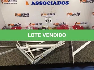 LOTE 474 - 02 LANTERNAS TRASEIRAS DA S10, VÁRIAS MÃOS FRANCESAS, 01 ESGUICHO DE ÁGUA E 01 MOLA PARA PORTA. (NO ESTADO) ATENÇÃO! FAZER A VISITAÇÃO ANTES DE ARREMATAR, NÃO SABEMOS SE FUNCIONA. LEILÃO NÃO TEM GARANTIA E NEM DEVOLUÇÃO, SUJEITO A POSSÍVEIS AVARIAS VISÍVEIS/OCULTAS E/OU AUSÊNCIA DE COMPONENTES.