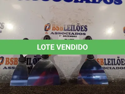 LOTE 040 - 03 ESPÁTULAS. (NO ESTADO) ATENÇÃO! FAZER A VISITAÇÃO ANTES DE ARREMATAR, NÃO SABEMOS SE FUNCIONA. LEILÃO NÃO TEM GARANTIA E NEM DEVOLUÇÃO, SUJEITO A POSSÍVEIS AVARIAS VISÍVEIS/OCULTAS E/OU AUSÊNCIA DE COMPONENTES.