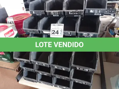 LOTE 241 - 01 LOTE COM VÁRIAS CAÇAMBAS ORGANIZADORAS. (NO ESTADO) ATENÇÃO! FAZER A VISITAÇÃO ANTES DE ARREMATAR, NÃO SABEMOS SE FUNCIONA. LEILÃO NÃO TEM GARANTIA E NEM DEVOLUÇÃO, SUJEITO A POSSÍVEIS AVARIAS VISÍVEIS/OCULTAS E/OU AUSÊNCIA DE COMPONENTES.