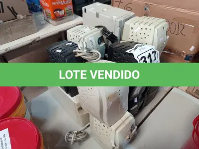 LOTE 317 - 01 NOBREAK E 10 ESTABILIZADORAS MARCAS E MODELOS DIVERSOS. (NO ESTADO) ATENÇÃO! FAZER A VISITAÇÃO ANTES DE ARREMATAR, NÃO SABEMOS SE FUNCIONA. LEILÃO NÃO TEM GARANTIA E NEM DEVOLUÇÃO, SUJEITO A POSSÍVEIS AVARIAS VISÍVEIS/OCULTAS E/OU AUSÊNCIA DE COMPONENTES.
