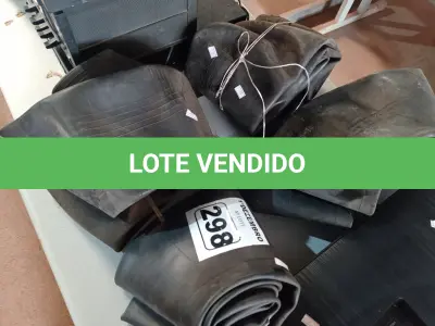 LOTE 298 - 04 CÂMARAS DE AR NAS MEDIDAS 28-9X15, 815X15 E 7-50X15. (NO ESTADO) ATENÇÃO! FAZER A VISITAÇÃO ANTES DE ARREMATAR, NÃO SABEMOS SE FUNCIONA. LEILÃO NÃO TEM GARANTIA E NEM DEVOLUÇÃO, SUJEITO A POSSÍVEIS AVARIAS VISÍVEIS/OCULTAS E/OU AUSÊNCIA DE COMPONENTES.