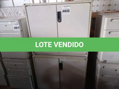LOTE 466 - 02 ARMÁRIOS BAIXOS EM MADEIRA. (NO ESTADO) ATENÇÃO! FAZER A VISITAÇÃO ANTES DE ARREMATAR, NÃO SABEMOS SE FUNCIONA. LEILÃO NÃO TEM GARANTIA E NEM DEVOLUÇÃO, SUJEITO A POSSÍVEIS AVARIAS VISÍVEIS/OCULTAS E/OU AUSÊNCIA DE COMPONENTES.