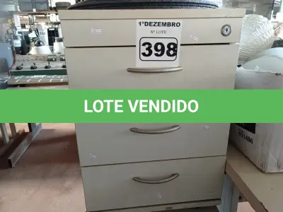 LOTE 398 - 02 GAVETEIROS COM 03 GAVETAS. (NO ESTADO) ATENÇÃO! FAZER A VISITAÇÃO ANTES DE ARREMATAR, NÃO SABEMOS SE FUNCIONA. LEILÃO NÃO TEM GARANTIA E NEM DEVOLUÇÃO, SUJEITO A POSSÍVEIS AVARIAS VISÍVEIS/OCULTAS E/OU AUSÊNCIA DE COMPONENTES.