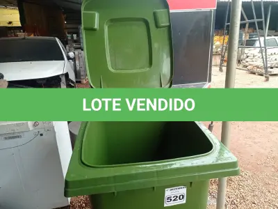 LOTE 520 - 01 CONTAINER HDPE EM-840 360L. (NO ESTADO) ATENÇÃO! FAZER A VISITAÇÃO ANTES DE ARREMATAR, NÃO SABEMOS SE FUNCIONA. LEILÃO NÃO TEM GARANTIA E NEM DEVOLUÇÃO, SUJEITO A POSSÍVEIS AVARIAS VISÍVEIS/OCULTAS E/OU AUSÊNCIA DE COMPONENTES.