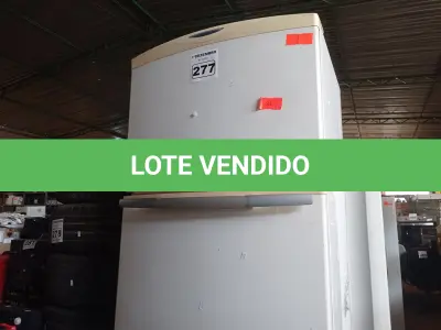 LOTE 277 - 01 GELADEIRA FROST FREE MARCA BRASTEMP 220V. (NO ESTADO) ATENÇÃO! FAZER A VISITAÇÃO ANTES DE ARREMATAR, NÃO SABEMOS SE FUNCIONA. LEILÃO NÃO TEM GARANTIA E NEM DEVOLUÇÃO, SUJEITO A POSSÍVEIS AVARIAS VISÍVEIS/OCULTAS E/OU AUSÊNCIA DE COMPONENTES.