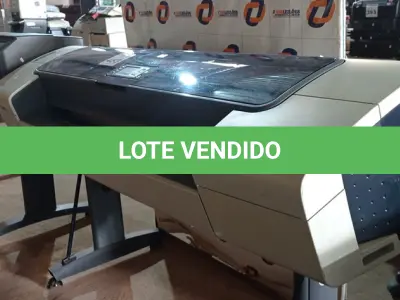 LOTE 453 - 01 PLOTTER MARCA HP MODELO DESIGNJET T1100PS. (NO ESTADO) ATENÇÃO! FAZER A VISITAÇÃO ANTES DE ARREMATAR, NÃO SABEMOS SE FUNCIONA. LEILÃO NÃO TEM GARANTIA E NEM DEVOLUÇÃO, SUJEITO A POSSÍVEIS AVARIAS VISÍVEIS/OCULTAS E/OU AUSÊNCIA DE COMPONENTES.
