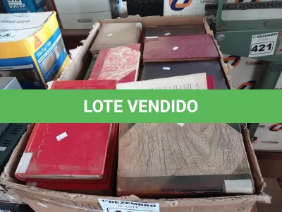 LOTE 422 - 01 LOTE COM VÁRIOS LIVROS. (NO ESTADO) ATENÇÃO! FAZER A VISITAÇÃO ANTES DE ARREMATAR, NÃO SABEMOS SE FUNCIONA. LEILÃO NÃO TEM GARANTIA E NEM DEVOLUÇÃO, SUJEITO A POSSÍVEIS AVARIAS VISÍVEIS/OCULTAS E/OU AUSÊNCIA DE COMPONENTES.
