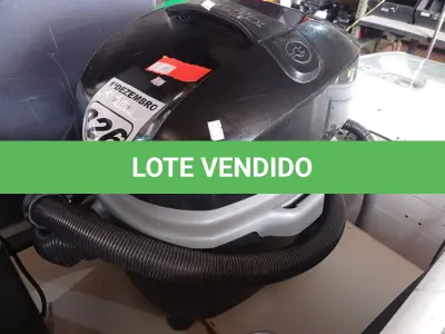 LOTE 226 - 01 ASPIRADOR DE PÓ MARCA ELECTROLUX 220V. (NO ESTADO) ATENÇÃO! FAZER A VISITAÇÃO ANTES DE ARREMATAR, NÃO SABEMOS SE FUNCIONA. LEILÃO NÃO TEM GARANTIA E NEM DEVOLUÇÃO, SUJEITO A POSSÍVEIS AVARIAS VISÍVEIS/OCULTAS E/OU AUSÊNCIA DE COMPONENTES.
