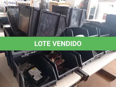 LOTE 272 - 01 LOTE COM VÁRIAS CAÇAMBAS ORGANIZADORAS E MATERIAIS DIVERSOS. (NO ESTADO) ATENÇÃO! FAZER A VISITAÇÃO ANTES DE ARREMATAR, NÃO SABEMOS SE FUNCIONA. LEILÃO NÃO TEM GARANTIA E NEM DEVOLUÇÃO, SUJEITO A POSSÍVEIS AVARIAS VISÍVEIS/OCULTAS E/OU AUSÊNCIA DE COMPONENTES.