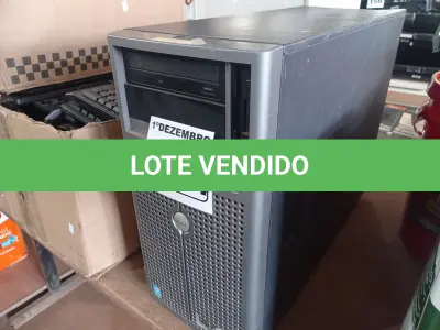 LOTE 244 - 01 SERVIDOR DELL. (NO ESTADO) ATENÇÃO! FAZER A VISITAÇÃO ANTES DE ARREMATAR, NÃO SABEMOS SE FUNCIONA. LEILÃO NÃO TEM GARANTIA E NEM DEVOLUÇÃO, SUJEITO A POSSÍVEIS AVARIAS VISÍVEIS/OCULTAS E/OU AUSÊNCIA DE COMPONENTES.