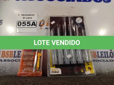 LOTE 055 - 01 KIT DE CHAVES FENDA/PHILIPS E 01 KIT DE CHAVES DE PRECISÃO. (NO ESTADO) ATENÇÃO! FAZER A VISITAÇÃO ANTES DE ARREMATAR, NÃO SABEMOS SE FUNCIONA. LEILÃO NÃO TEM GARANTIA E NEM DEVOLUÇÃO, SUJEITO A POSSÍVEIS AVARIAS VISÍVEIS/OCULTAS E/OU AUSÊNCIA DE COMPONENTES.
