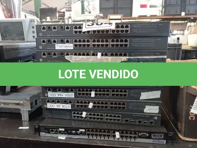 LOTE 304 - 09 SWITCHES MARCAS E MODELOS DIVERSOS. (NO ESTADO) ATENÇÃO! FAZER A VISITAÇÃO ANTES DE ARREMATAR, NÃO SABEMOS SE FUNCIONA. LEILÃO NÃO TEM GARANTIA E NEM DEVOLUÇÃO, SUJEITO A POSSÍVEIS AVARIAS VISÍVEIS/OCULTAS E/OU AUSÊNCIA DE COMPONENTES.
