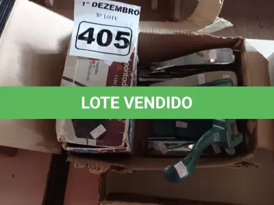 LOTE 405 - 04 GRAMPEADORES, 01 PERFURADOR E 01 APONTADOR ELÉTRICO. (NO ESTADO) ATENÇÃO! FAZER A VISITAÇÃO ANTES DE ARREMATAR, NÃO SABEMOS SE FUNCIONA. LEILÃO NÃO TEM GARANTIA E NEM DEVOLUÇÃO, SUJEITO A POSSÍVEIS AVARIAS VISÍVEIS/OCULTAS E/OU AUSÊNCIA DE COMPONENTES.