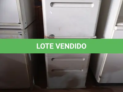 LOTE 465 - 02 GAVETEIROS COM 03 GAVETAS. (NO ESTADO) ATENÇÃO! FAZER A VISITAÇÃO ANTES DE ARREMATAR, NÃO SABEMOS SE FUNCIONA. LEILÃO NÃO TEM GARANTIA E NEM DEVOLUÇÃO, SUJEITO A POSSÍVEIS AVARIAS VISÍVEIS/OCULTAS E/OU AUSÊNCIA DE COMPONENTES.