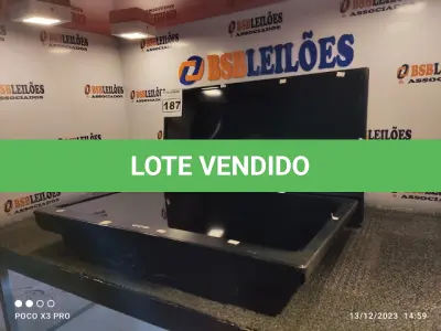 LOTE 187 - 02 TV’S MARCAS E MODELOS DIVERSOS PARA RETIRADA DE PEÇAS. (NO ESTADO) ATENÇÃO! FAZER A VISITAÇÃO ANTES DE ARREMATAR, NÃO SABEMOS SE FUNCIONA. LEILÃO NÃO TEM GARANTIA E NEM DEVOLUÇÃO, SUJEITO A POSSÍVEIS AVARIAS VISÍVEIS/OCULTAS E/OU AUSÊNCIA DE COMPONENTES.