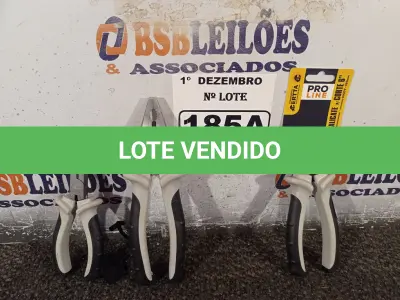 LOTE 185 - 01 ALICATE UNIVERSAL, 01 ALICATE DE CORTE 6” E 01 ALICATE DE BICO 6”. (NO ESTADO) ATENÇÃO! FAZER A VISITAÇÃO ANTES DE ARREMATAR, NÃO SABEMOS SE FUNCIONA. LEILÃO NÃO TEM GARANTIA E NEM DEVOLUÇÃO, SUJEITO A POSSÍVEIS AVARIAS VISÍVEIS/OCULTAS E/OU AUSÊNCIA DE COMPONENTES.