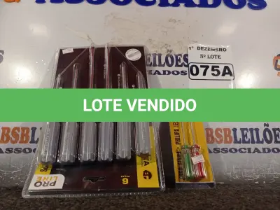 LOTE 075 - 02 KIT’S DE CHAVES FENDA/PHILIPS 06/02 PEÇAS. (NO ESTADO) ATENÇÃO! FAZER A VISITAÇÃO ANTES DE ARREMATAR, NÃO SABEMOS SE FUNCIONA. LEILÃO NÃO TEM GARANTIA E NEM DEVOLUÇÃO, SUJEITO A POSSÍVEIS AVARIAS VISÍVEIS/OCULTAS E/OU AUSÊNCIA DE COMPONENTES.