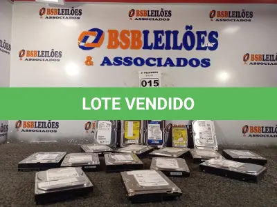LOTE 015 - 01 LOTE COM VÁRIOS HARD DISC MARCAS E MODELOS DIVERSOS. (NO ESTADO) ATENÇÃO! FAZER A VISITAÇÃO ANTES DE ARREMATAR, NÃO SABEMOS SE FUNCIONA. LEILÃO NÃO TEM GARANTIA E NEM DEVOLUÇÃO, SUJEITO A POSSÍVEIS AVARIAS VISÍVEIS/OCULTAS E/OU AUSÊNCIA DE COMPONENTES.