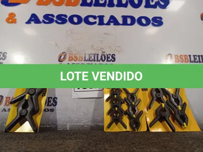 LOTE 155 - 03 KIT’S DE GRAMPOS DE PRESSÃO. (NO ESTADO) ATENÇÃO! FAZER A VISITAÇÃO ANTES DE ARREMATAR, NÃO SABEMOS SE FUNCIONA. LEILÃO NÃO TEM GARANTIA E NEM DEVOLUÇÃO, SUJEITO A POSSÍVEIS AVARIAS VISÍVEIS/OCULTAS E/OU AUSÊNCIA DE COMPONENTES.