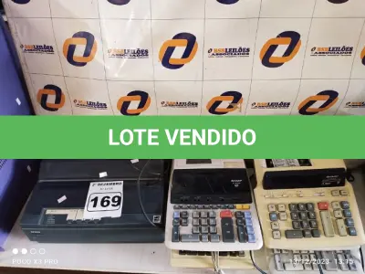 LOTE 169 - 01 IMPRESSORA MATRICIAL E 05 CALCULADORAS MARCAS E MODELOS DIVERSOS. (NO ESTADO) ATENÇÃO! FAZER A VISITAÇÃO ANTES DE ARREMATAR, NÃO SABEMOS SE FUNCIONA. LEILÃO NÃO TEM GARANTIA E NEM DEVOLUÇÃO, SUJEITO A POSSÍVEIS AVARIAS VISÍVEIS/OCULTAS E/OU AUSÊNCIA DE COMPONENTES.