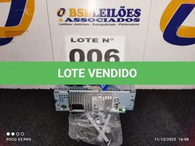 LOTE 006 - 01 - SOM AUTOMOTIVO PIONEER (NO ESTADO, NÃO SABEMOS SE FUNCIONA. LEILÃO NÃO TEM GARANTIA E NEM DEVOLUÇÃO, SUJEITO A POSSÍVEIS AVARIAS VISÍVEIS/OCULTAS E/OU AUSÊNCIA DE COMPONENTES)