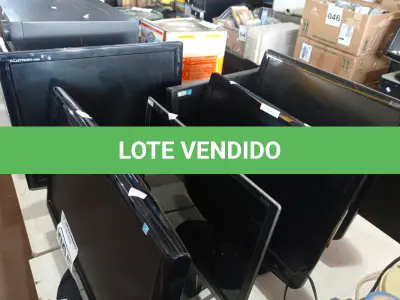 LOTE 095 - 06 MONITORES MARCAS E MODELOS DIVERSOS. (NO ESTADO) ATENÇÃO! FAZER A VISITAÇÃO ANTES DE ARREMATAR, NÃO SABEMOS SE FUNCIONA. LEILÃO NÃO TEM GARANTIA E NEM DEVOLUÇÃO, SUJEITO A POSSÍVEIS AVARIAS VISÍVEIS/OCULTAS E/OU AUSÊNCIA DE COMPONENTES.