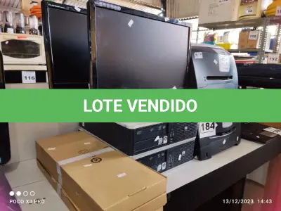 LOTE 184 - 02 IMPRESSORAS LEXMARK E342N, 02 CPU’S, 02 MONITORES E 03 TECLADOS. (NO ESTADO) ATENÇÃO! FAZER A VISITAÇÃO ANTES DE ARREMATAR, NÃO SABEMOS SE FUNCIONA. LEILÃO NÃO TEM GARANTIA E NEM DEVOLUÇÃO, SUJEITO A POSSÍVEIS AVARIAS VISÍVEIS/OCULTAS E/OU AUSÊNCIA DE COMPONENTES.