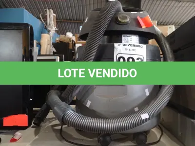 LOTE 093 - 01 ASPIRADOR DE PÓ MARCA ELECTROLUX 220V. (NO ESTADO) ATENÇÃO! FAZER A VISITAÇÃO ANTES DE ARREMATAR, NÃO SABEMOS SE FUNCIONA. LEILÃO NÃO TEM GARANTIA E NEM DEVOLUÇÃO, SUJEITO A POSSÍVEIS AVARIAS VISÍVEIS/OCULTAS E/OU AUSÊNCIA DE COMPONENTES.