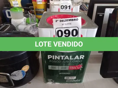LOTE 090 - 01 LATA DE TINTA IQUINE PINTALAR INTERIORES 18L FOSCO AVELUDADO BRANCO NEVE. (NO ESTADO) ATENÇÃO! FAZER A VISITAÇÃO ANTES DE ARREMATAR, NÃO SABEMOS SE FUNCIONA. LEILÃO NÃO TEM GARANTIA E NEM DEVOLUÇÃO, SUJEITO A POSSÍVEIS AVARIAS VISÍVEIS/OCULTAS E/OU AUSÊNCIA DE COMPONENTES.